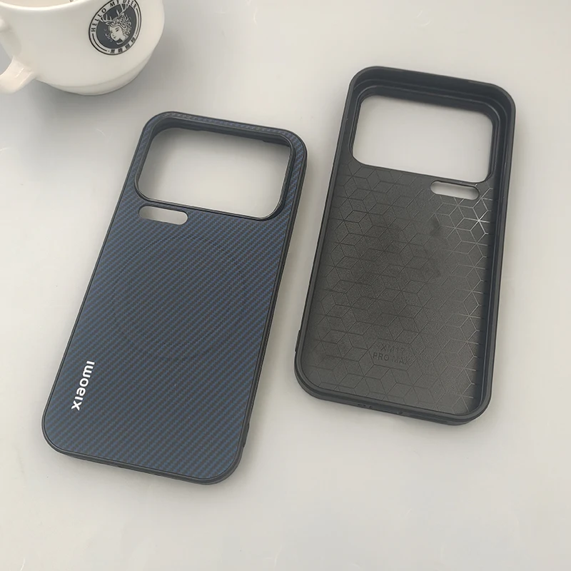Carbon Fiber Magnetic Wireless Charging Case with MagSafe Compatibility