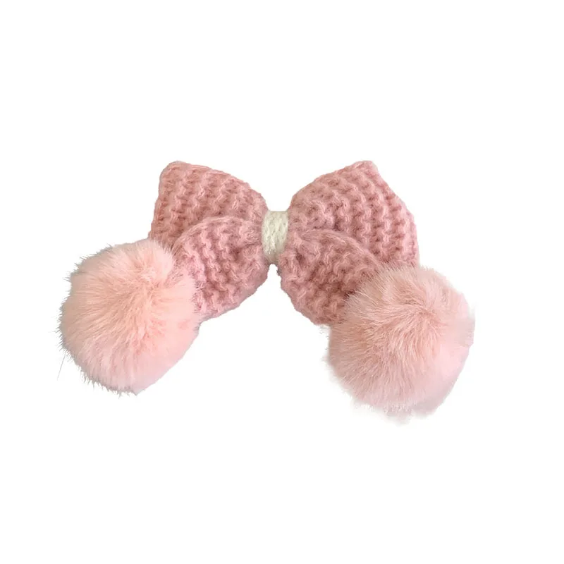 Рисунок 6 - Милые заколки для волос из шерстяной пряжи с бантом