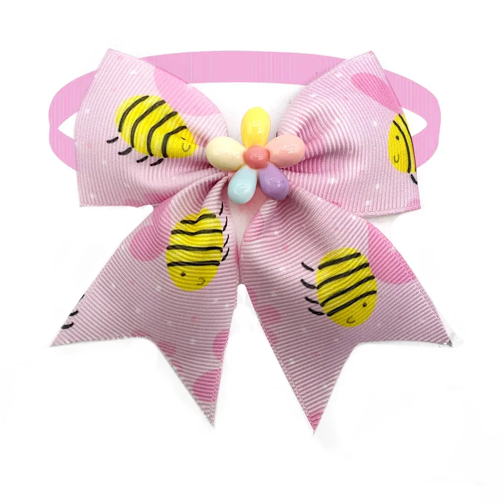 Pajaritas con patrón de abeja para perros pequeños, 50 piezas de flores, productos para mascotas, cuello, SUMINISTROS DE ASEO para mascotas, accesorios para perros pequeños