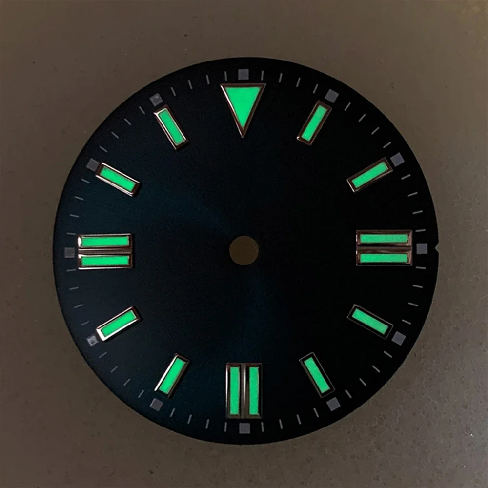 Green Luminous Watch Dial with Date Feature