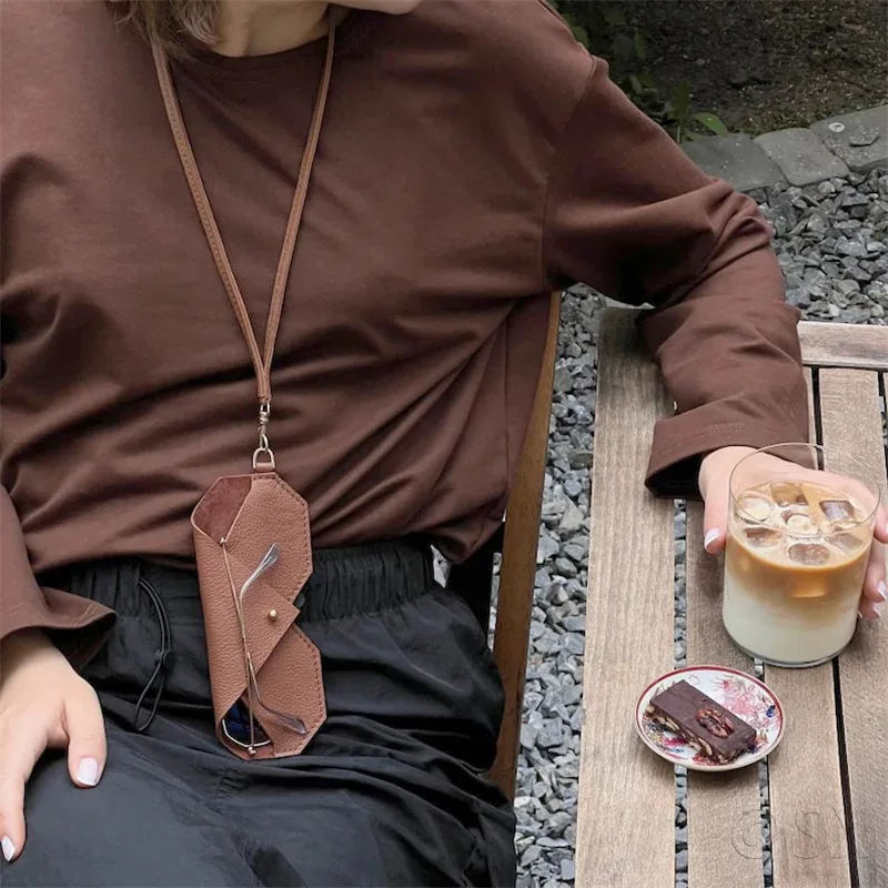 Pu Leather Sunglasses Storage Bag Solid Color Eyewear Bag With Lanyard Sunglasses Pouch Portable Hanging Sunglasses