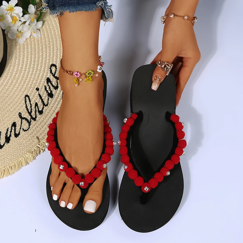 Рисунок 3 - Шлепанцы женские повседневные