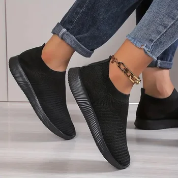 Women's Solid Color Sneakers Breathable Flying Woven Outdoor Shoes Lightweight Low Top Running Shoes 1