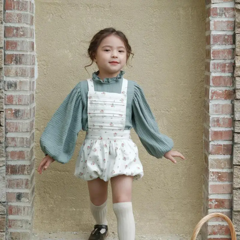 

Spring Autumn Children Girls Lace Up Blouses Fashion Lantern Sleeve Loose Petal Stand Collar Baby Kids Cotton Shirt 140 10Y