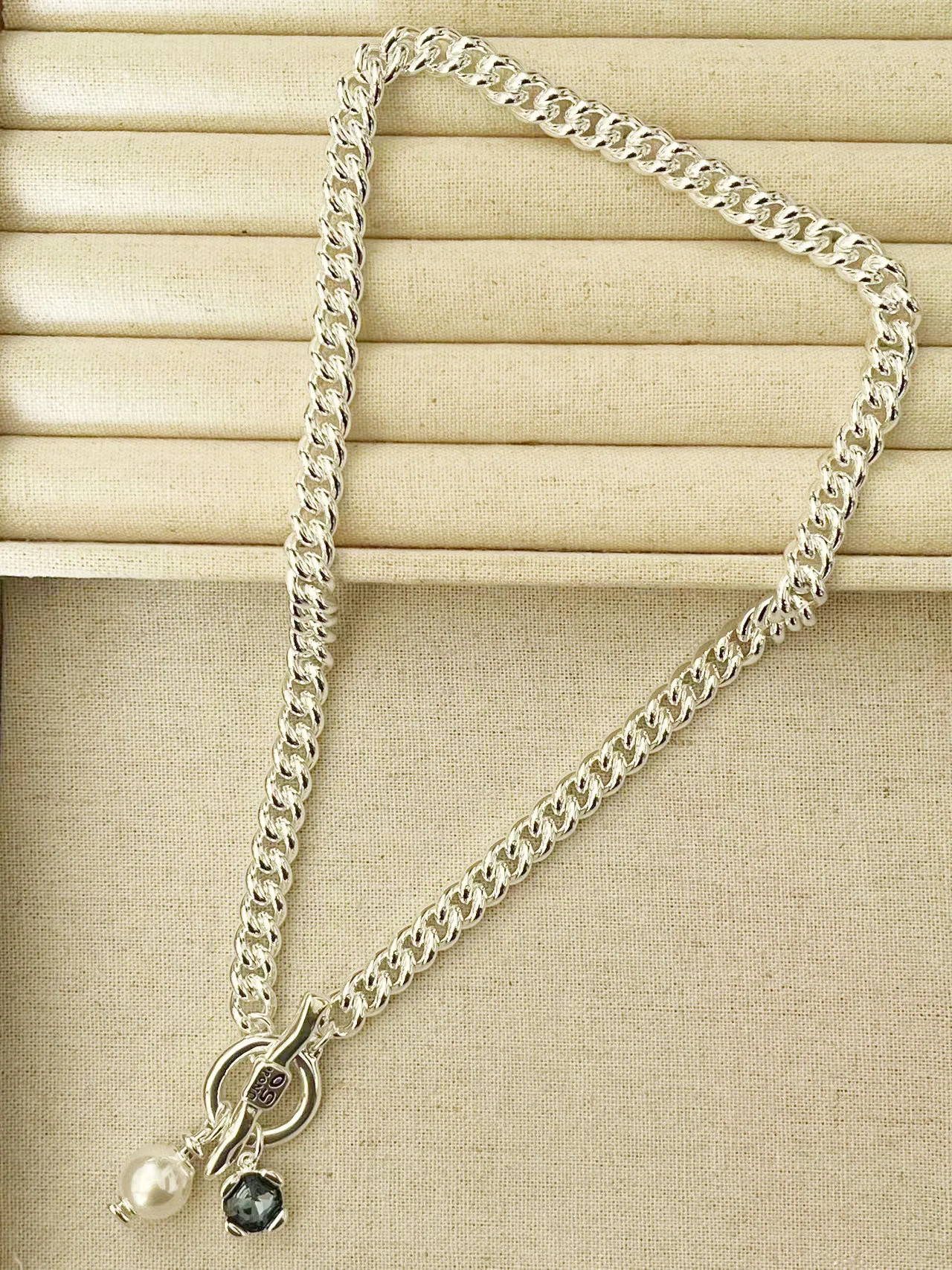 

Europe and America 2023 New Bestselling Uno de 50 Fashion Charm Gem Exquisite Necklace Popular High Quality Jewelry Gifts