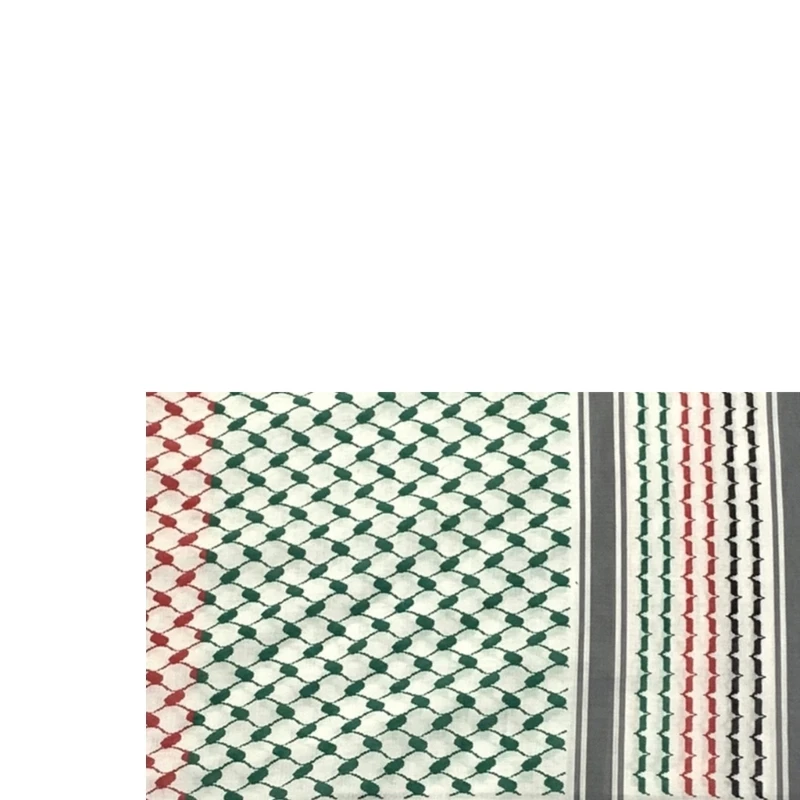 Рисунок 2 - Универсальный клетчатый шарф для стильных людей