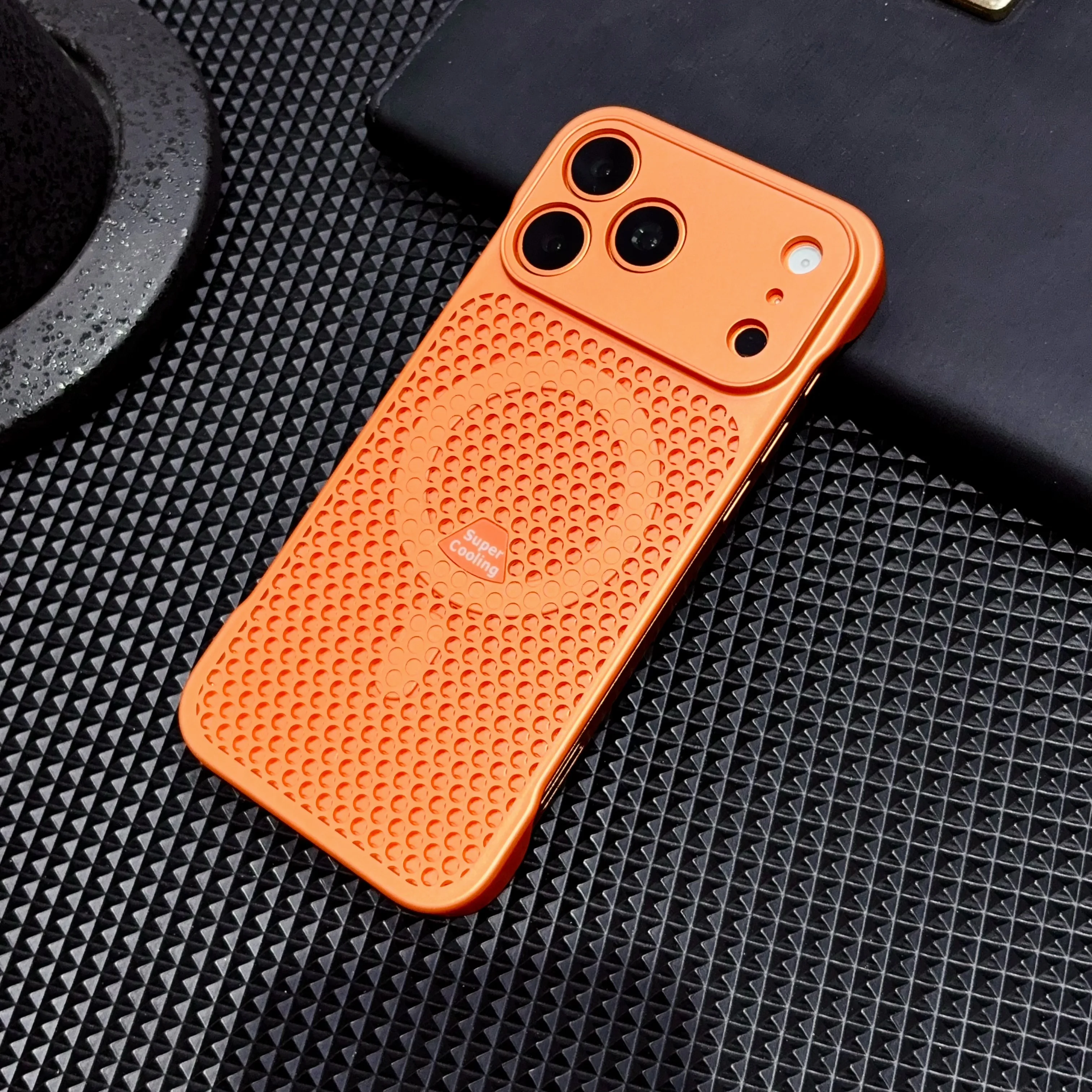 Luxury Magnetic Honeycomb Breathable Case - Matte Slim Frameless Cooling Cover