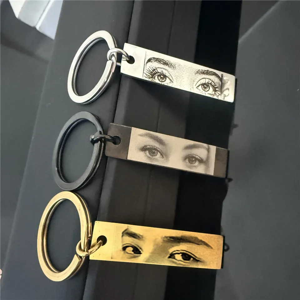 Personalized Girlfriend Eye Photo Keychain: Engraved Stainless Steel Memorial Gift, I With You,couple Lover,boyfriend,birthday Memorial Gift