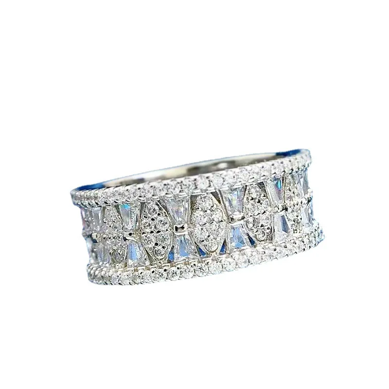 

Fashion trend new S925 silver row diamond ladies personality geometric simple full diamond ladder square inlaid 5A zircon ring