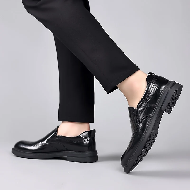 Men's business genuine leather shoes, British retro carved block shoe covers, wearing flat shoes, designer Oxford dress shoes