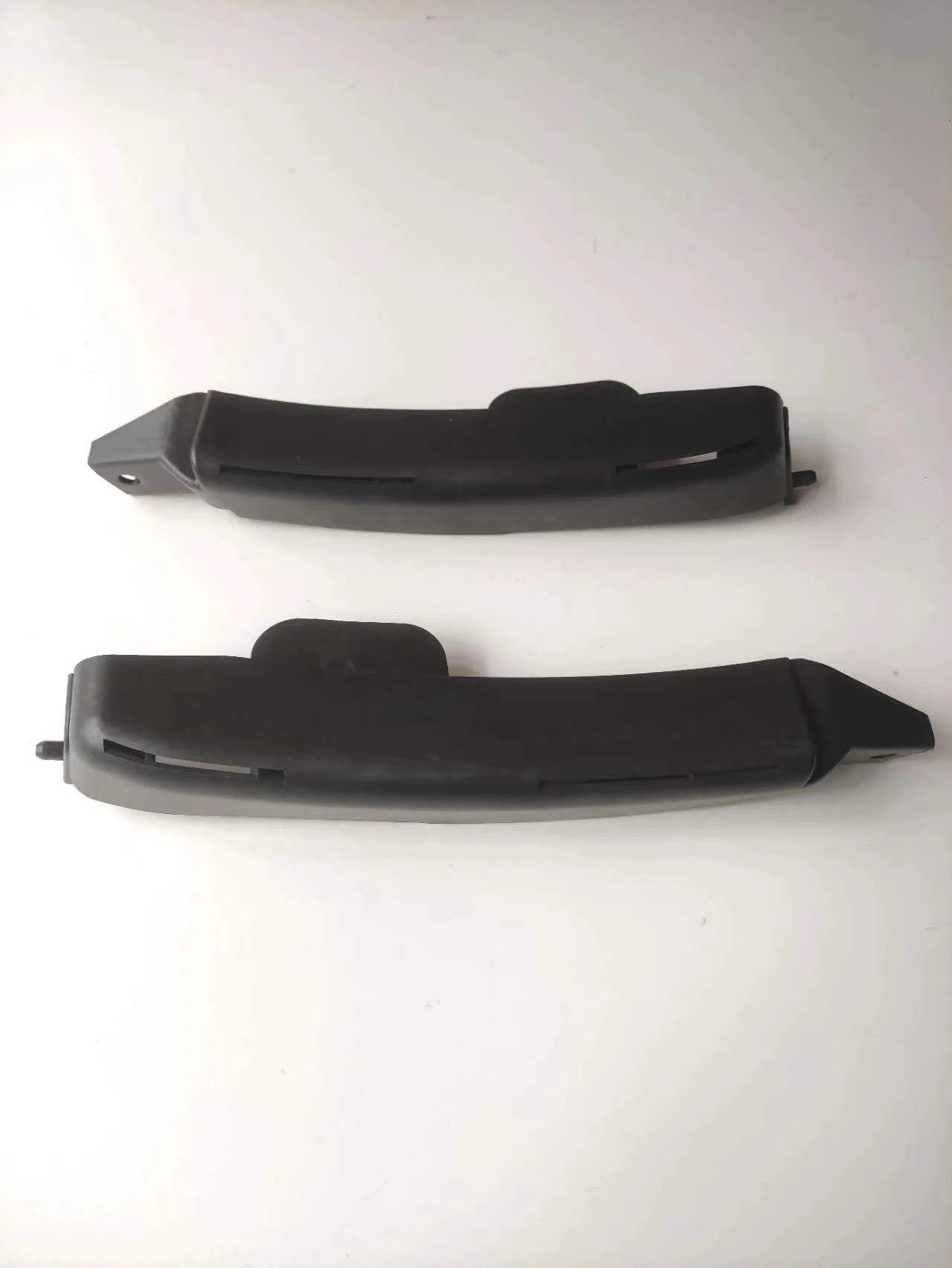 

2pc left/right 68196983AA for Dodge Pickup Ram 2013-2021 Front bumper bracket
