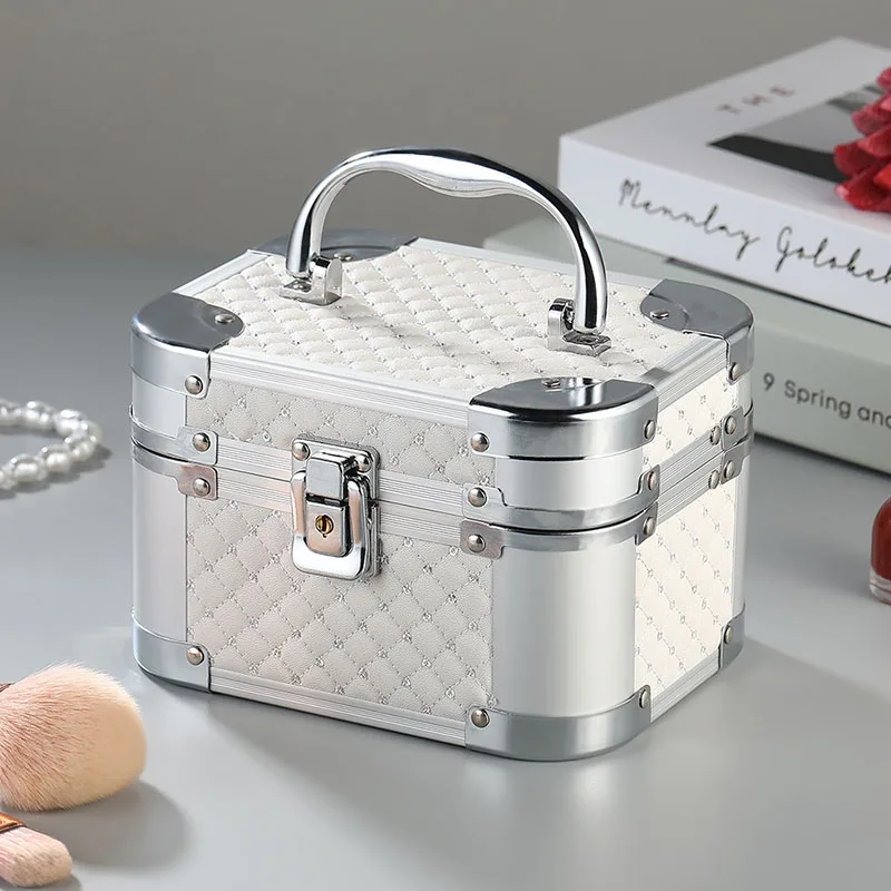 Aluminium make-up koffer met spiegel voor nagels_voghion.com