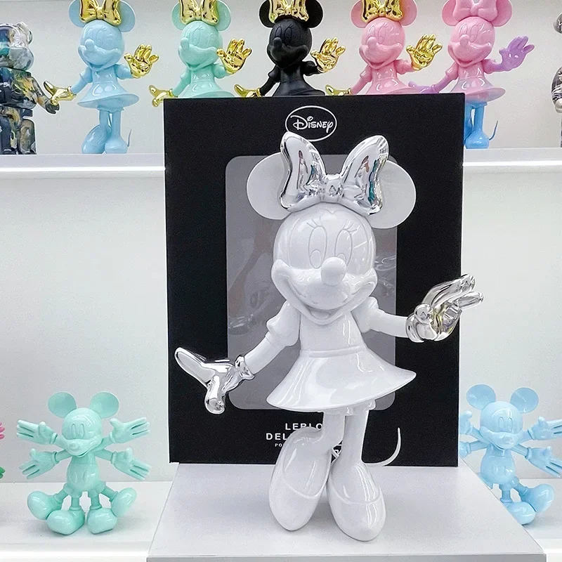 thumbnail image 1 of Figuras de acción de anime de 30 cm de dibujos animados de Disney, modelo de Mickey Mouse, muñeca de resina, adornos decorativos para el hogar de Mickey Love, juguetes para regalo de niña, 1 of 5