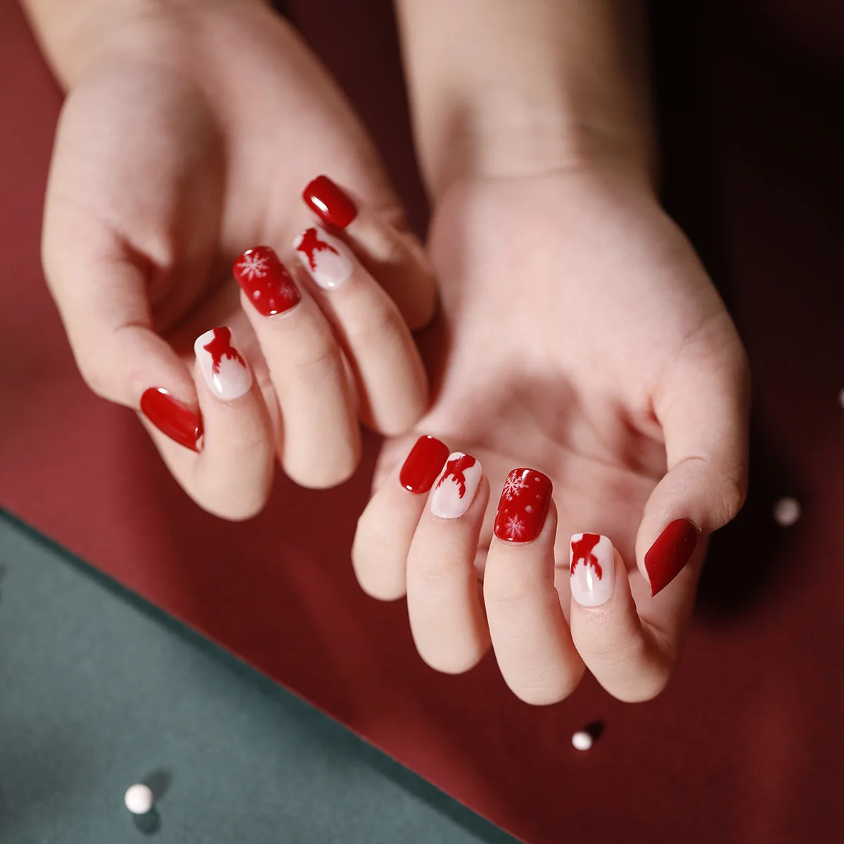 Christmas Elk & Snowman Print Press-On False Nails - 24 Pcs
