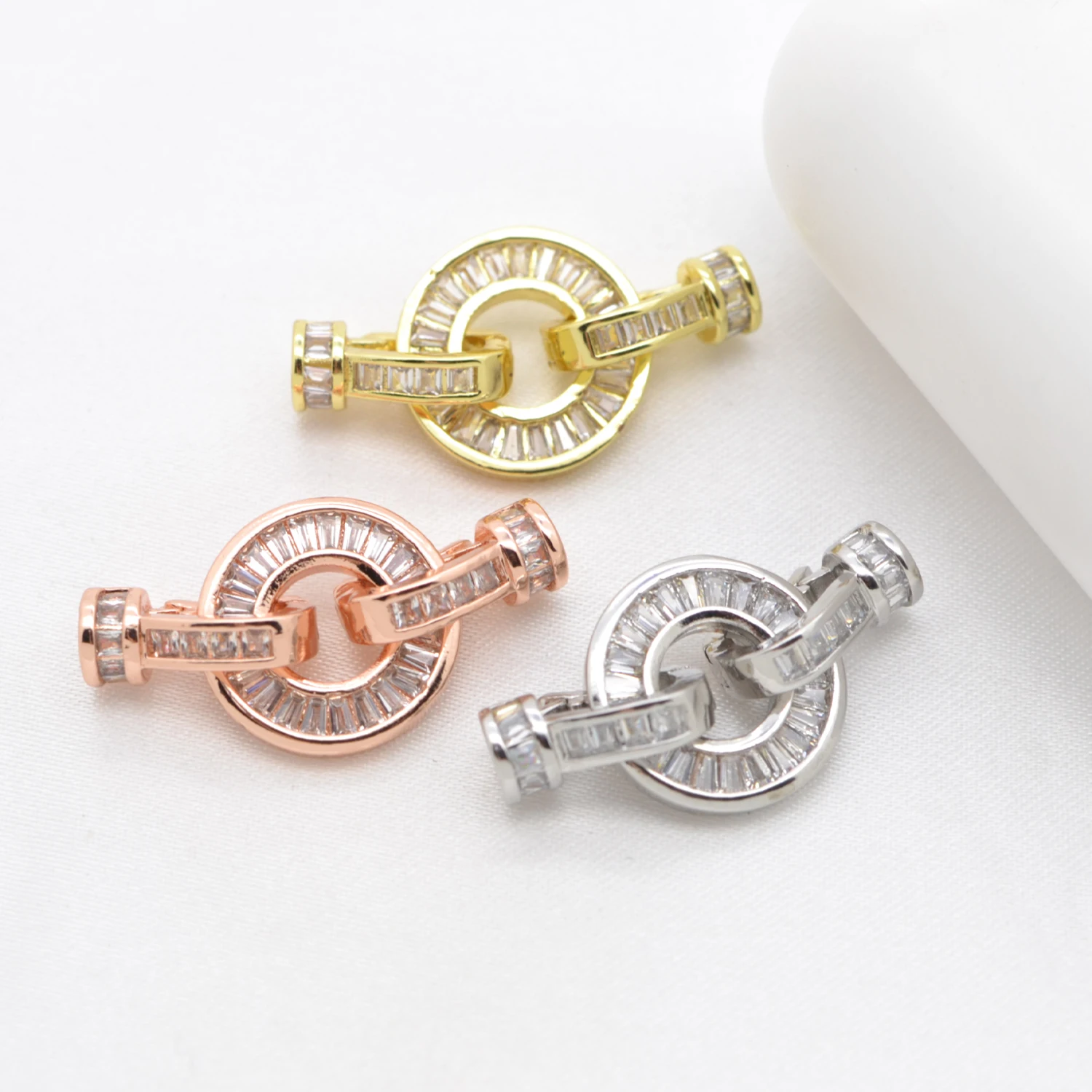 

Inlaid Zircon Round Clasps Ending Buckle for DIY Bracelet Necklace Jewelry Making Accessories Supplie Handmade Jewelry Materials