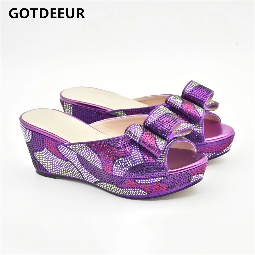 

New Italian In Women High Quality African Wedding Shoes Decorated with Rhinestone Wedding Shoes Bride Cristal Women High Heels