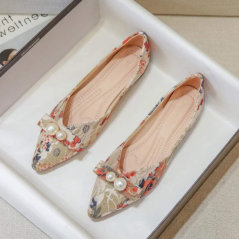 New Women Flats Ladies Shoes Pointed Single Shoe Pearl Flat Zapatos De Mujer Soft Sole Comfortable Women's Shoes Loafers Size 45
