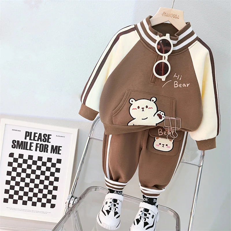 

Children Sportswear 2022 Winter Baby Boys Clothing Sets Kids Warm Plush Tops Pants Cartoon Bear Outdoor Infant Clothes Outfits