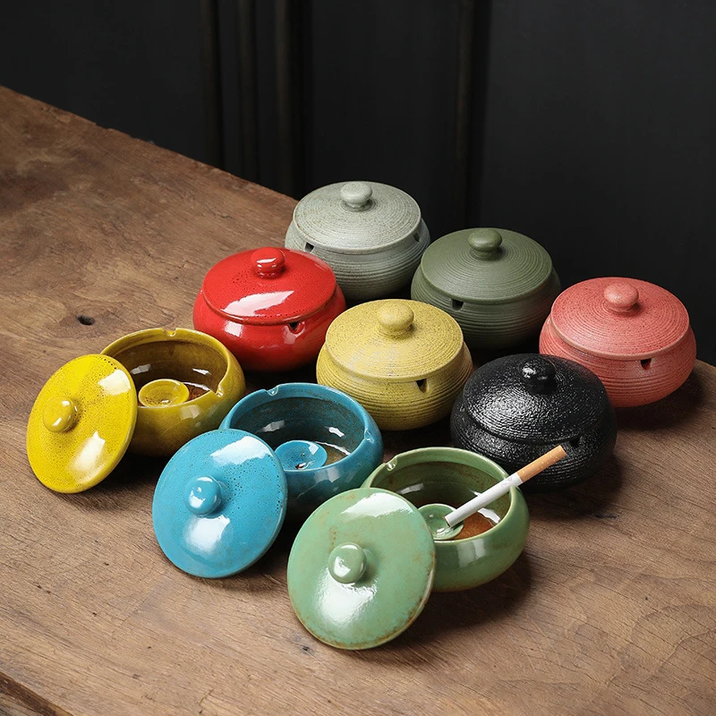 Creative Ceramic Ashtray Round Nordic Ashtray Office Living Room Retro Sealed with Lid Household Anti-fly Ash Cigar Cylinder