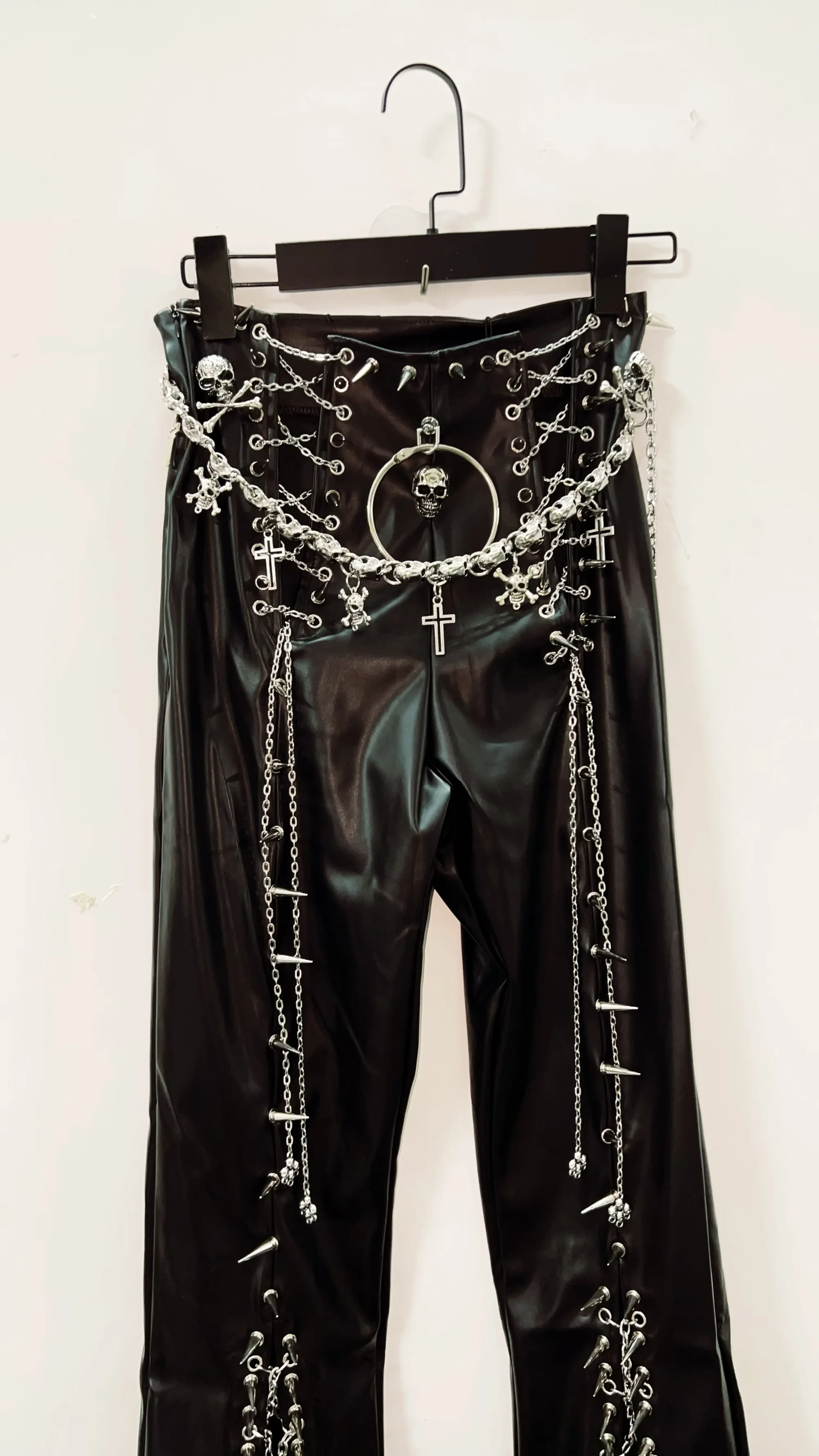 Metal Pendant and Chain Faux Leather Trousers 2