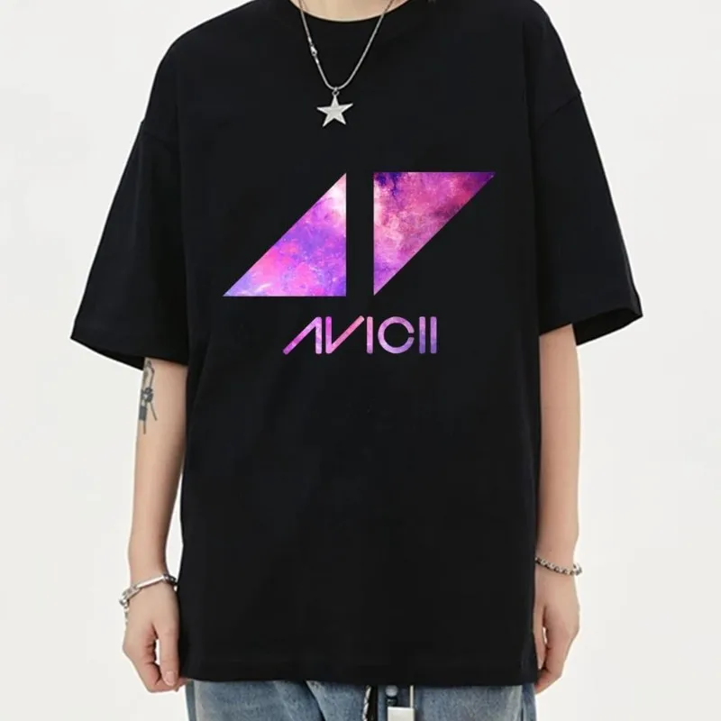 

Футболка Avicii Dj Женская одежда для пары с коротким рукавом воротник модная мужская хлопковая летняя спортивная