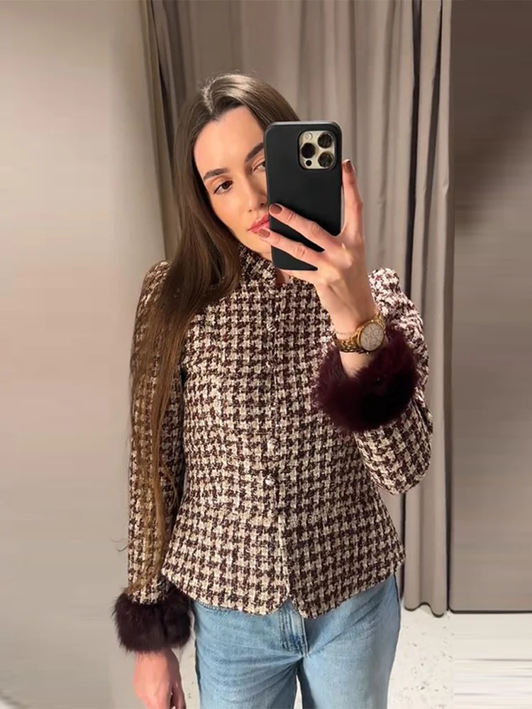 Fashion Women Stand Collar Tweed Jacket Elegant Long Sleeve Faux Fur Cuffs Coat 2026 Spring New Single Breasted Outerwear Street 2
