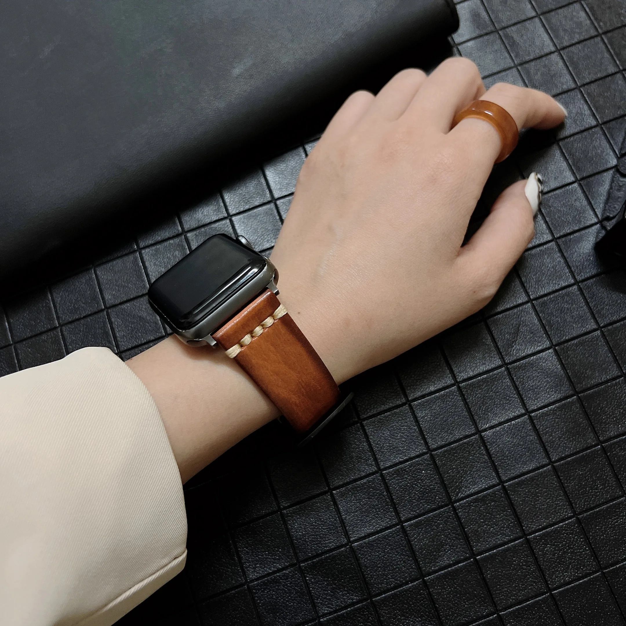 Ƽ    Ʈ Ʈ  ð  44mm 45 mm 40mm 42mm 41mm 38mm iWatch ø 7 SE 6 5 4 3 