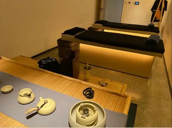 Special electric beauty bed for beauty salon latex bed ear tattoo physiotherapy intelligent lifting heating massage