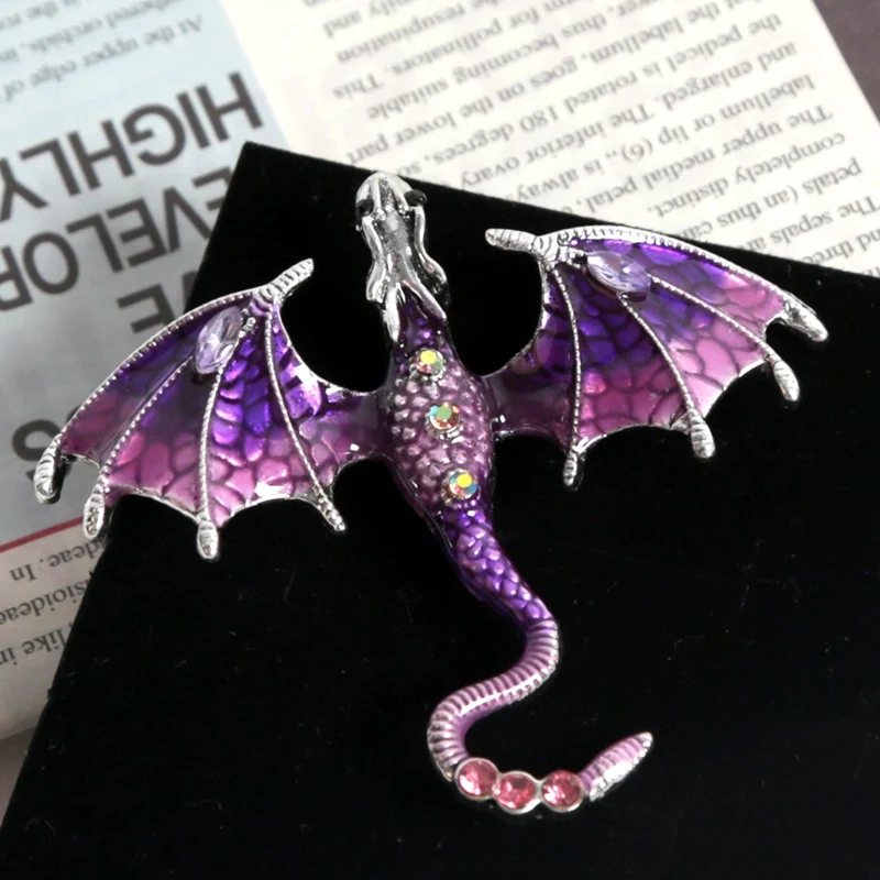 New Fly Dragon Enamel Pin Lapel Pins Brooch Jeans Badges Backpack Jewelry for Clothing Badges Decor Wedding Gift DIY Accessories