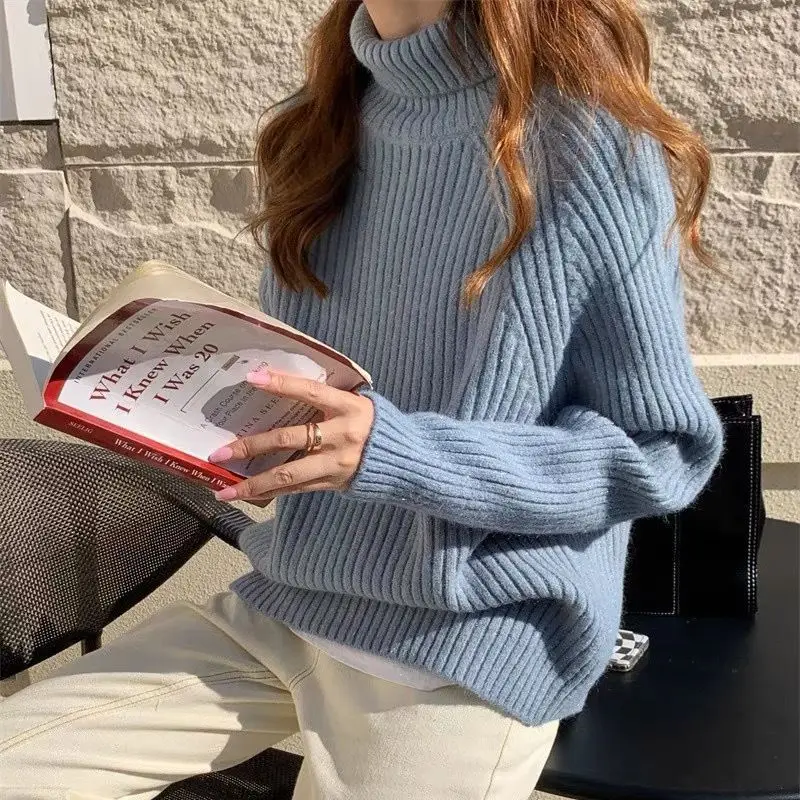

Bright silk thickened warm high necked sweater for women in autumn and winter, with a lazy and gentle feeling. Soft and