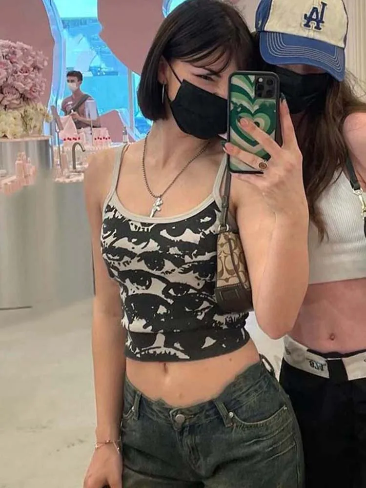 รูปสินค้า Gothic Y2K Crop Top สั้น Sleeve Vest ดีไซน์โดดเด่น