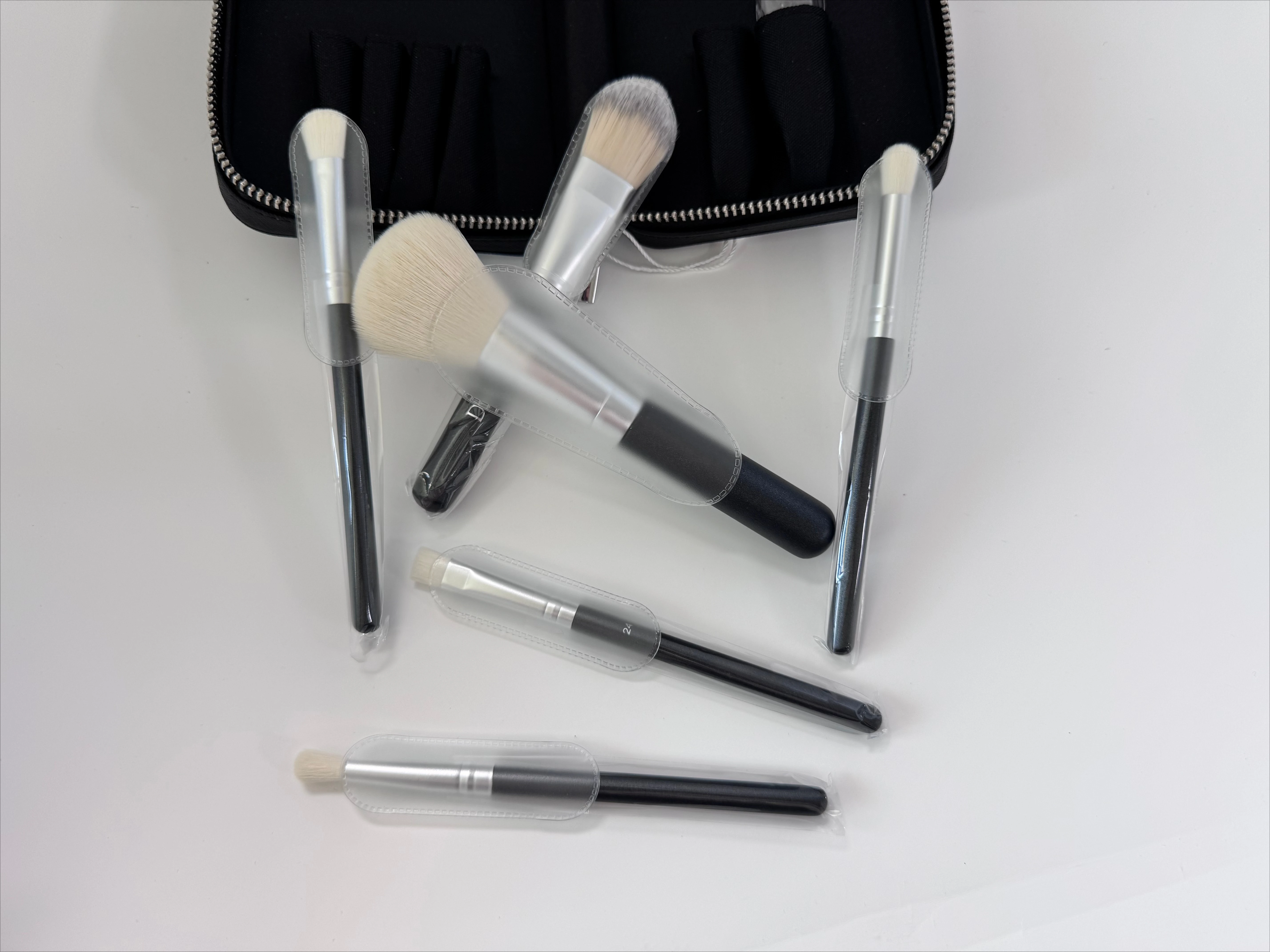 Description Picture 2 of itemPremium Makeup Brush Set Multi-Function Premium Set Eyeshadow Blush Contouring Brush Perfect Gift for The Discerning Woman'S