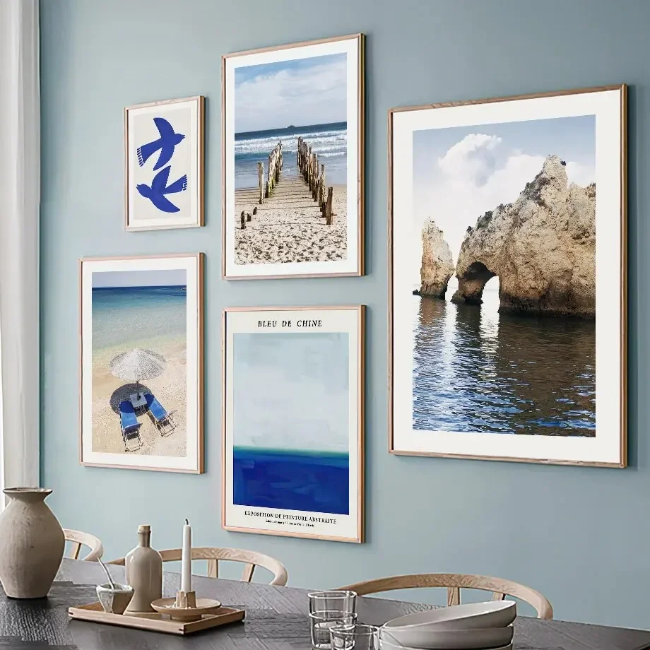 Astratta Wall Art Blue Sea Rock Lighthouse Bird Resort Beach Canvas Painting Soggiorno Decorazione Della Casa Poster E Stampe