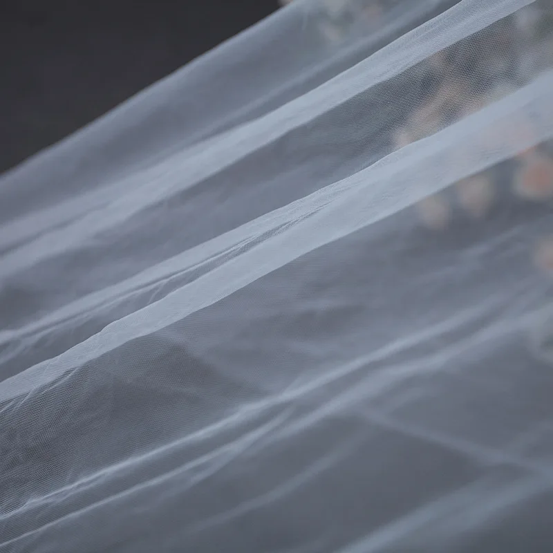 Рисунок 2 - Фата свадебная со шлейфом