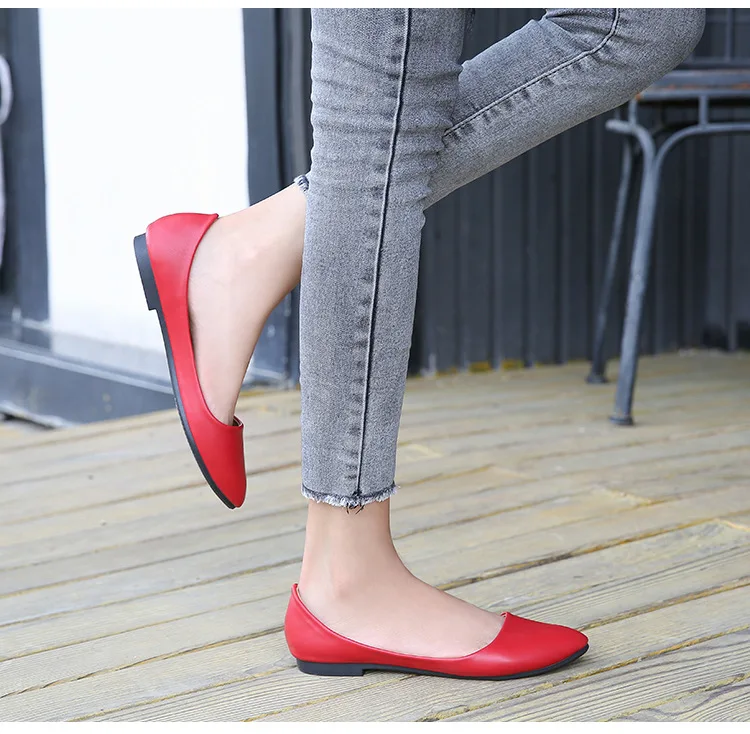 Zapatos planos con punta estrecha para mujer