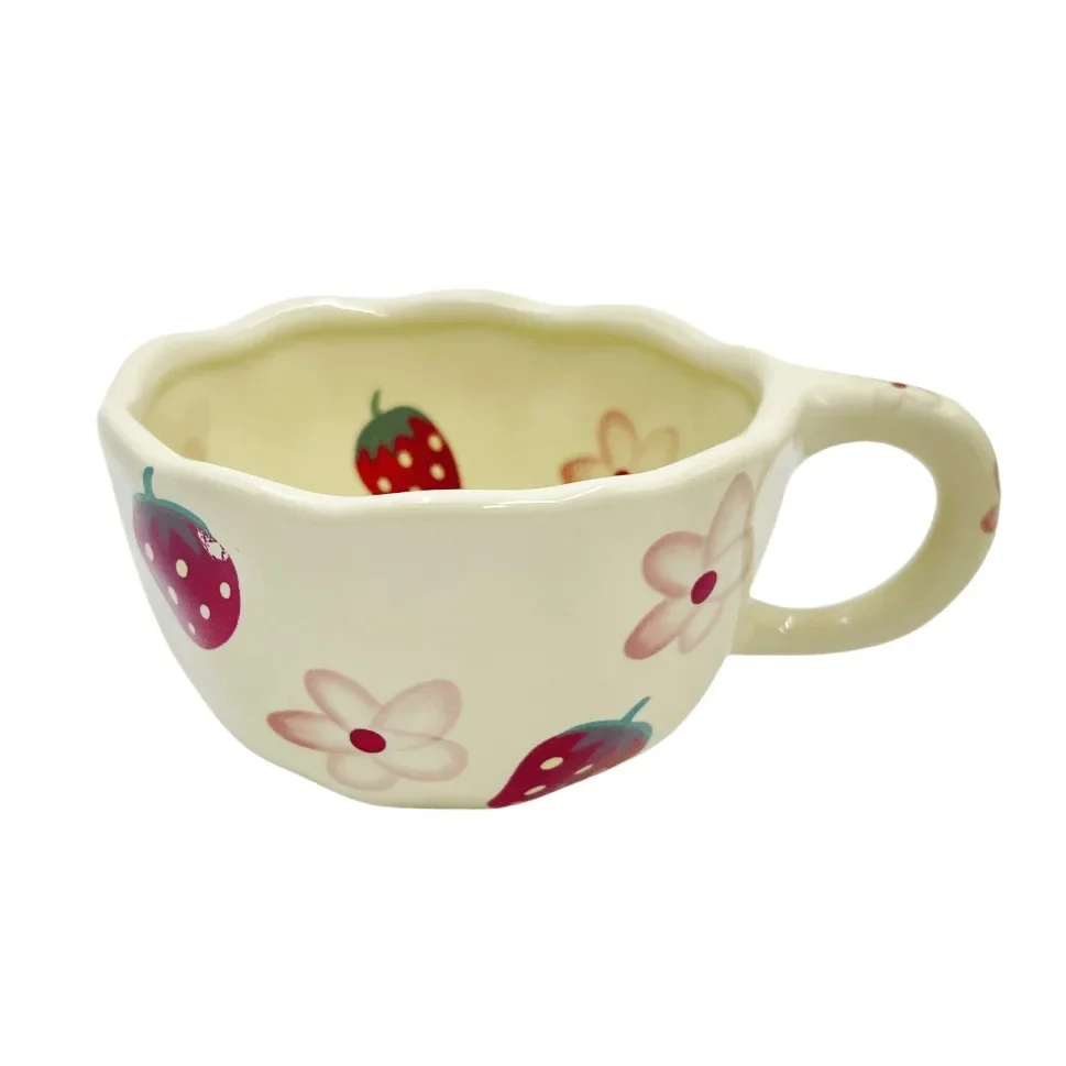 أكواب قهوة سيراميك فراولة