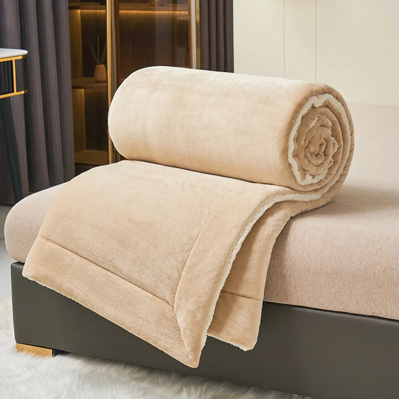 Imitation Lambswool Plush Blanket 4