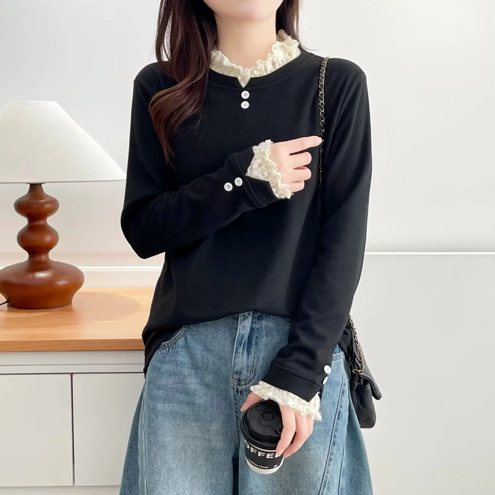 XXXXL Fashion Plus Size Woman Clothing T-Shirt New Autumn And Winter Lace Collar Warm Fleece Long Sleeved Casual Tops 8861