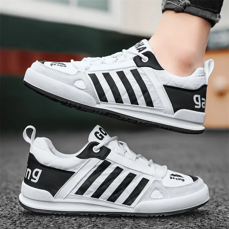

Men's Shoes 2023 New Summer Breathable Anti Slip Soft Sole Sports Men's Casual Board Shoes