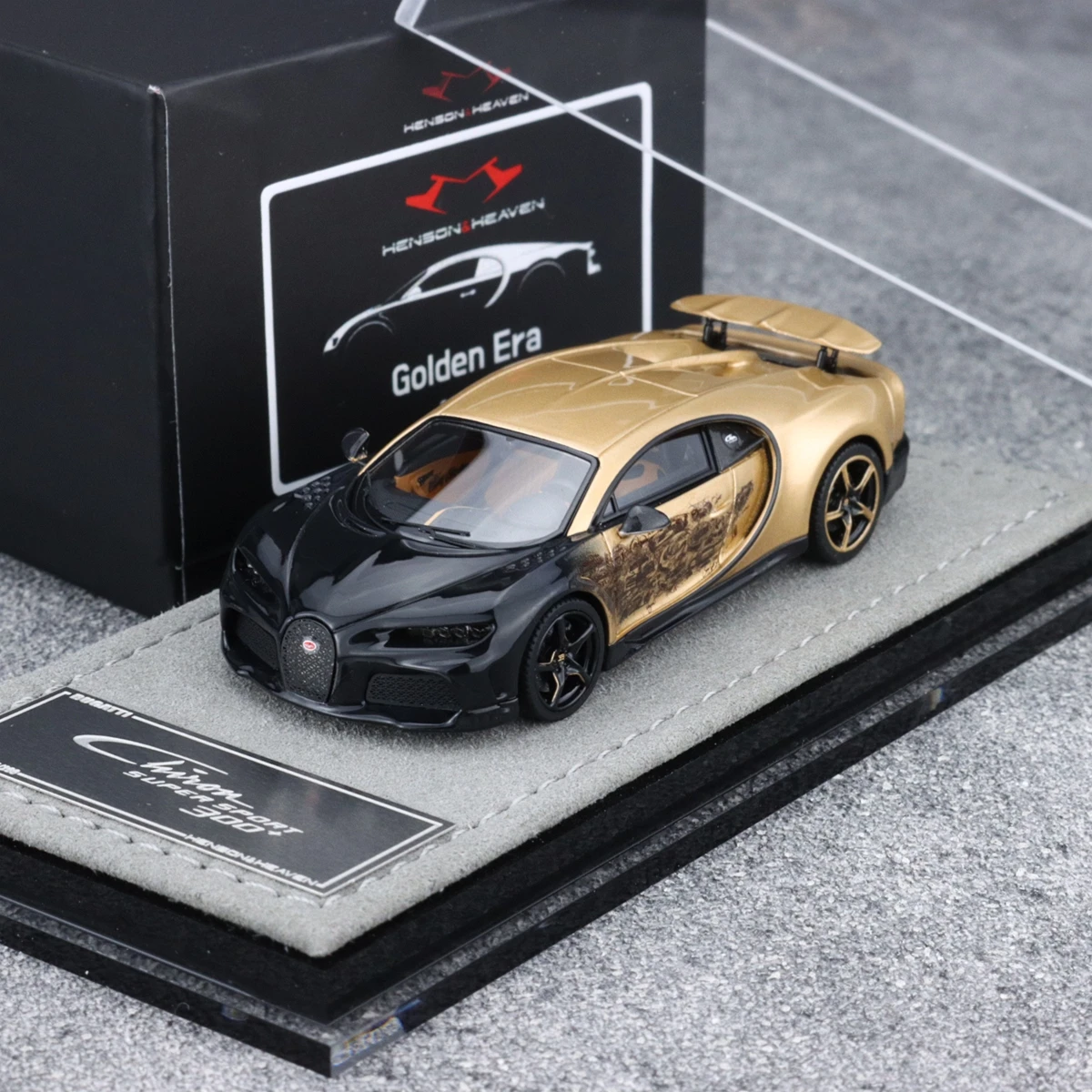 1:64 ブガッティ シロン スーパー スポーツ樹脂ミニチュア