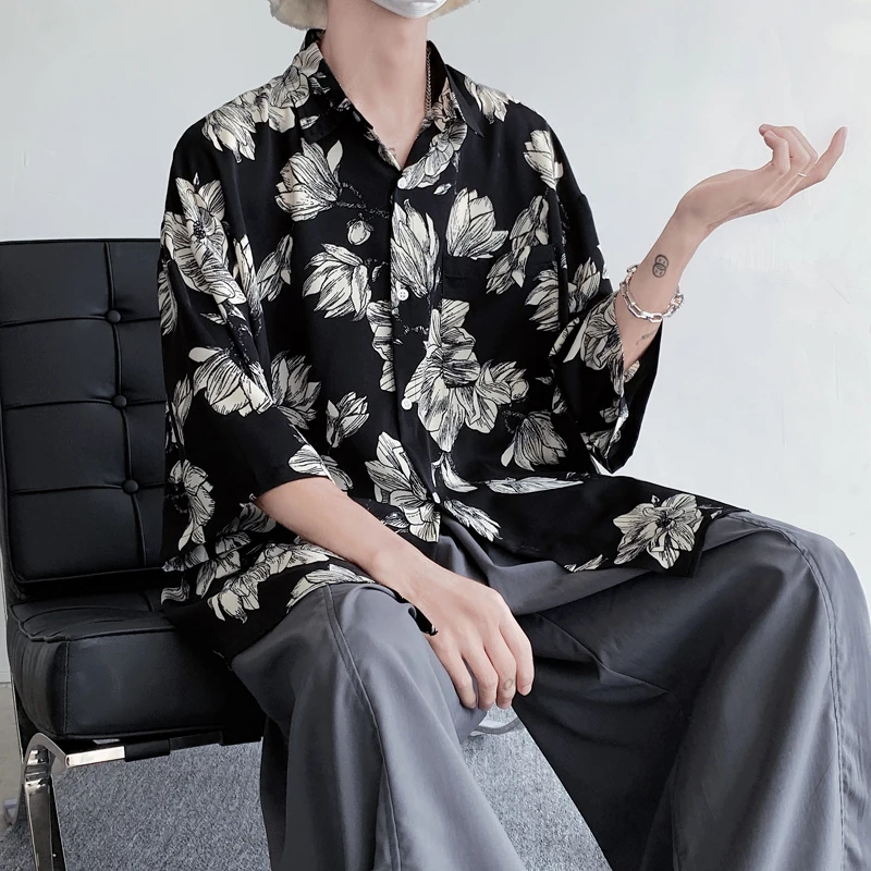 

2023 Summer Men's Fashion Trend Short Sleeve Lapel Collar Shirts Ice Silk Fabric Flower Printing Ventilate Shirts M-2XL