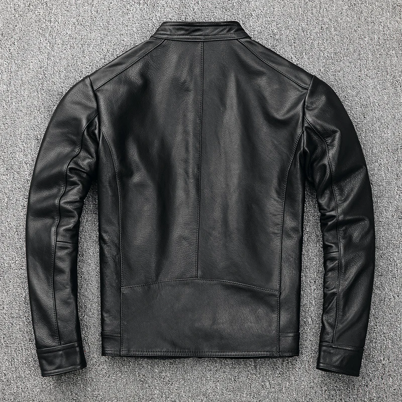 Рисунок 2 - Мужская короткая куртка из воловьей