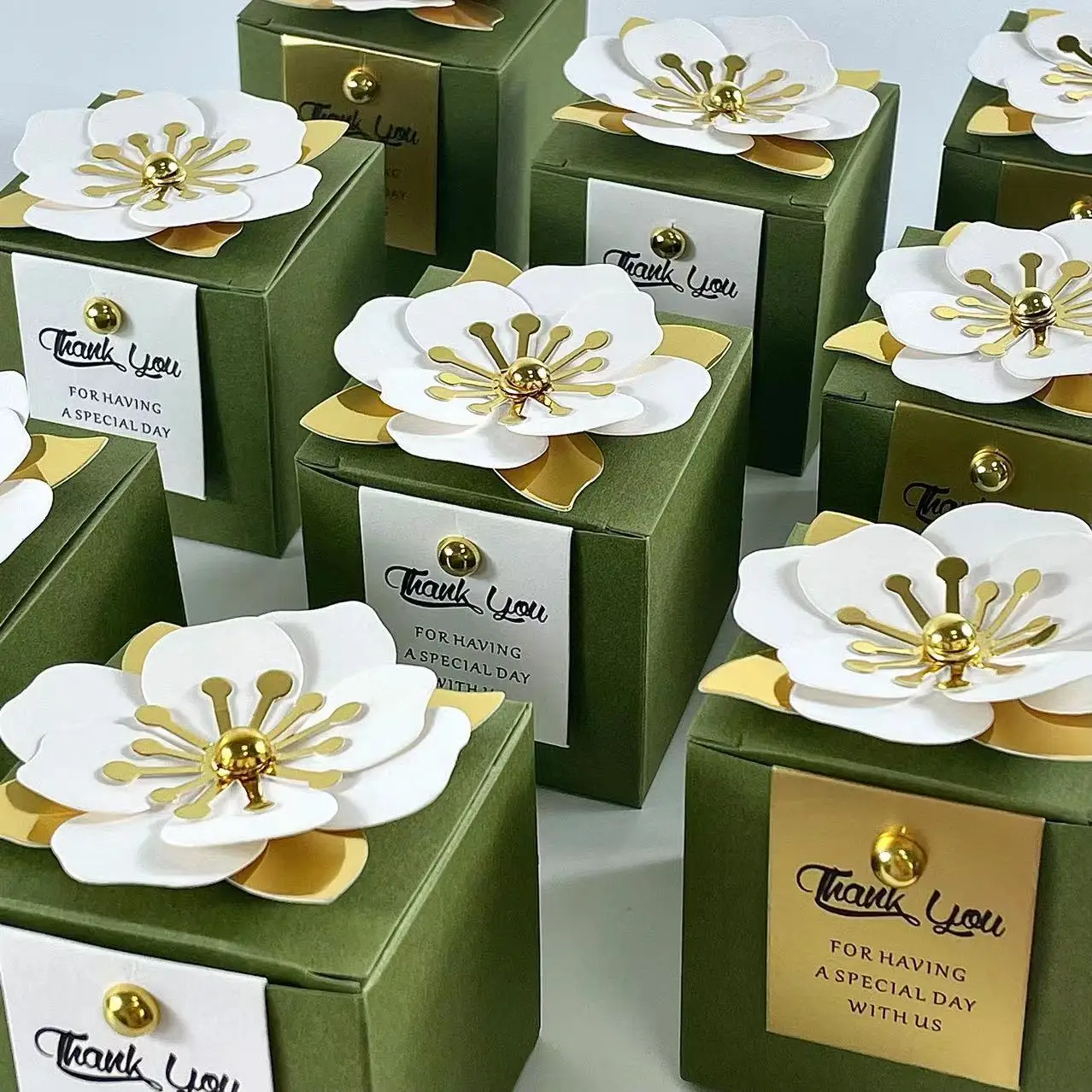 20/50Pcs Premium Green Square Box Fashion Flower Card Scatole Rossetto Packaging Regalo Di Compleanno Profumo Candy Bag