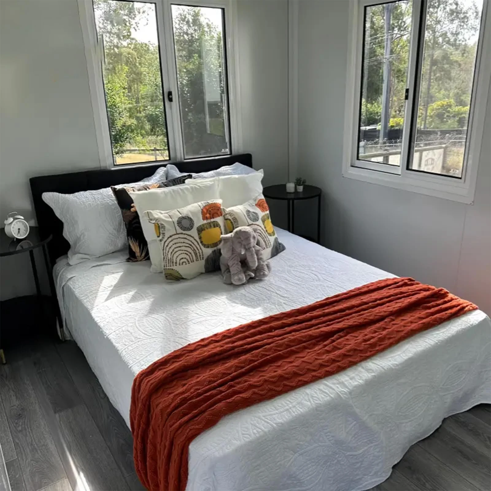 40FT Prefabricated Container Home 2-5 Bedroom Modular Prefab Tiny Home Folding Expandable Container House with Bathroom Kitchen - Image 4