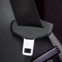 Premium Leather Car Seat Belt Buckle Protector - Anti - Scratch Safety Cover (1pc Black)