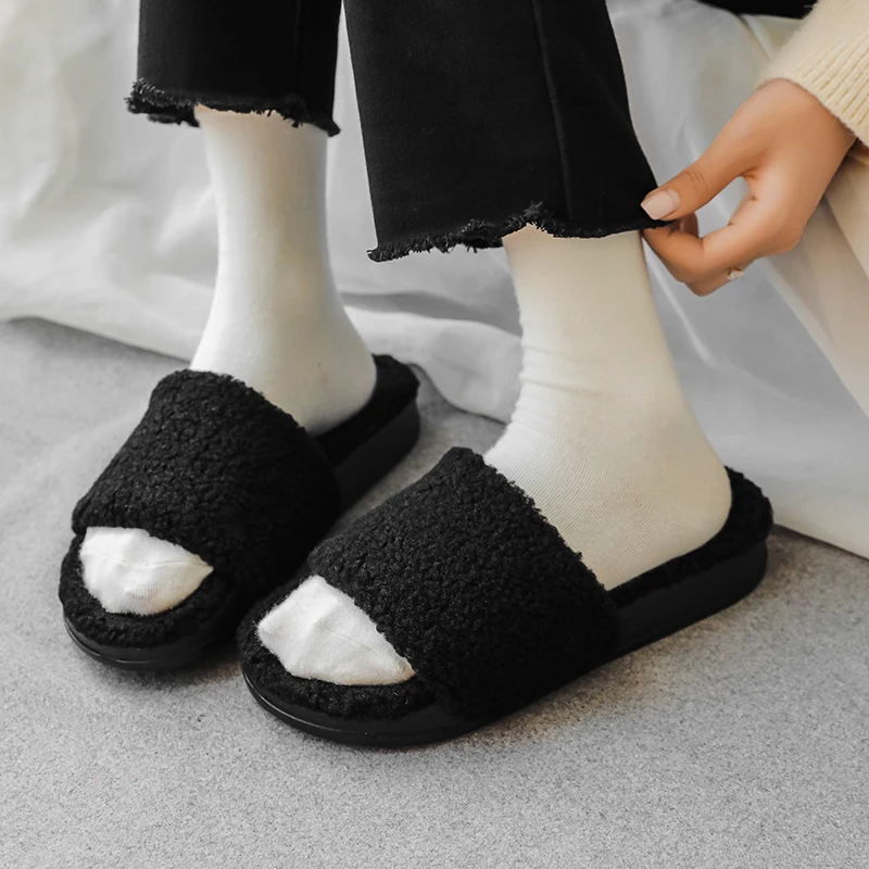 Slippers Women Winter Soft Plush Indoor House Warm Cotton Slides Couple Ladies Shoes Thick Sole Fluffy Slipper Men Home Slides