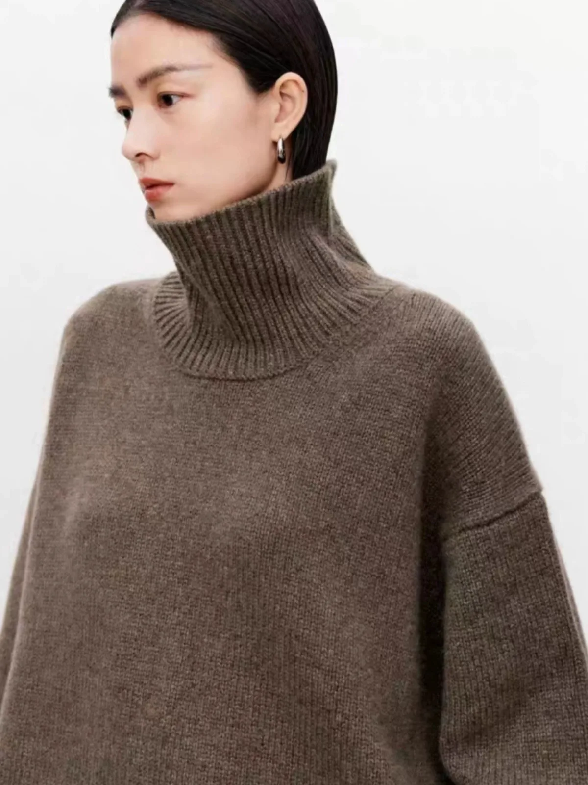 High-end soft waxy turtleneck 100%cashmere sweater women's loose thickened sweater base wool sweater 4