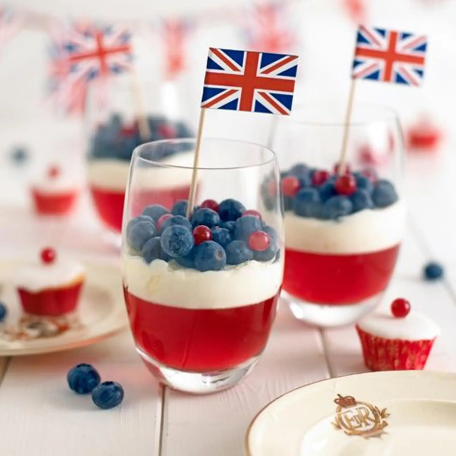 100 Stück britische Zahnstocher-Flaggen mit Vereinigtes Königreich, Cocktail-Picks, Cupcake-Topper, UK-Thema, Party-Dekorationszubehör – Detail 1