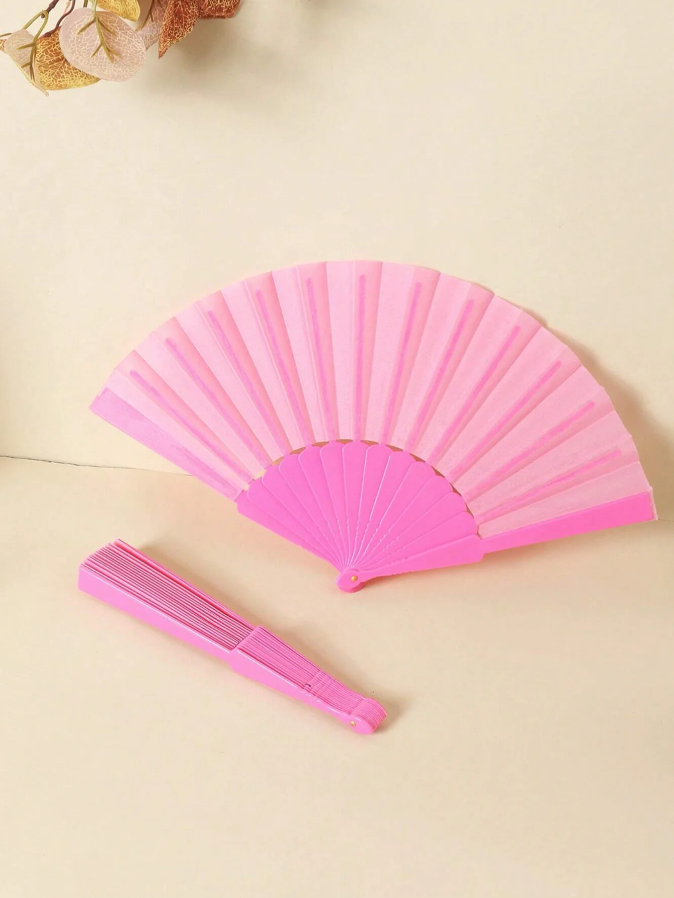 1PC Multi-color fashion simple solid color folding fan, perfect gift for friends, family and classmates 3