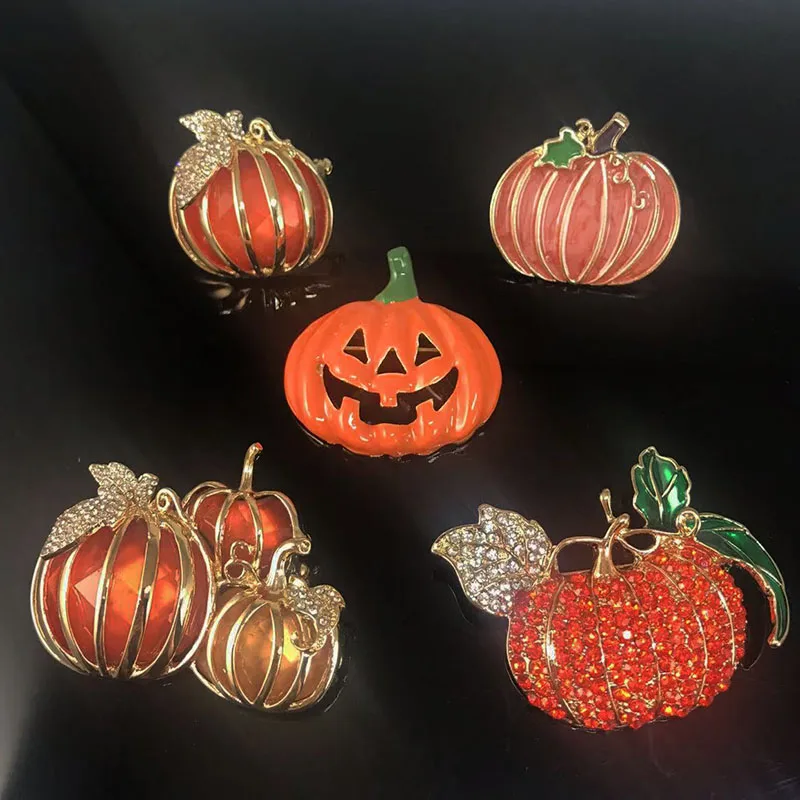 AOCHEE Gold Enamel Pumpkin Brooch Pin - Halloween Lapel Jewelry (42x29mm)